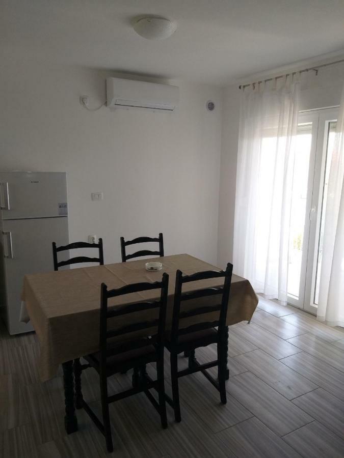 Apartments Bartol Vir Εξωτερικό φωτογραφία