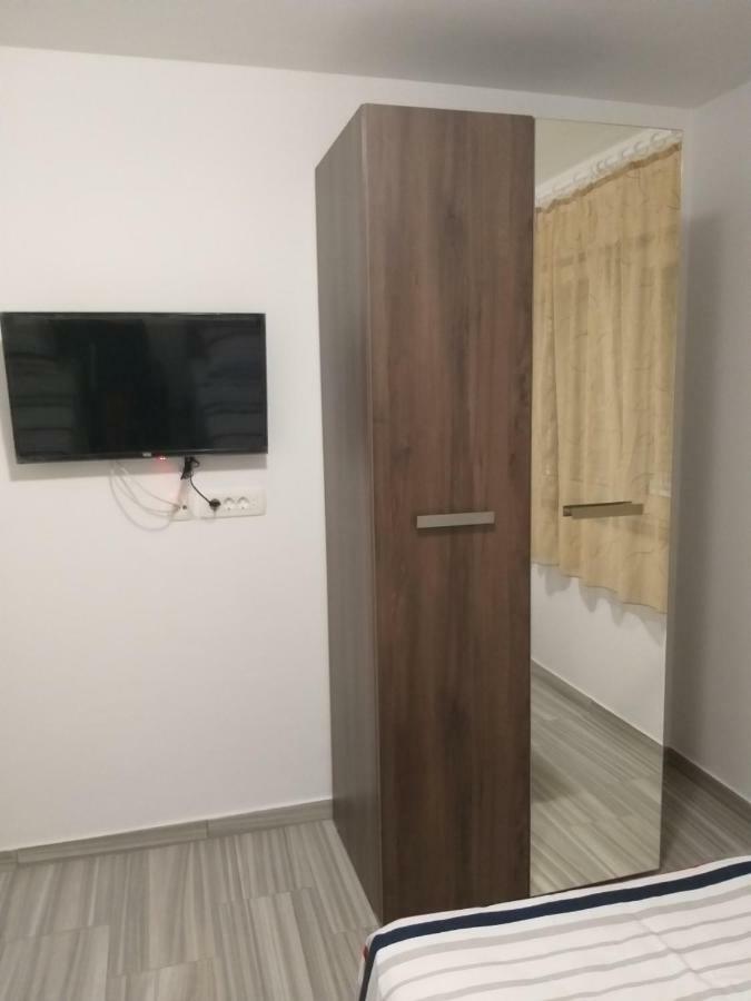 Apartments Bartol Vir Εξωτερικό φωτογραφία
